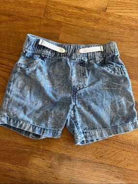Carter's Light Shorts in Denim Blue Wash
